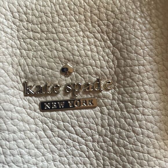 KATE SPADE NEW YORK
Small Tassel-Trim Leather Satchel in SOFT LIMESTONE - Picture 10 of 12